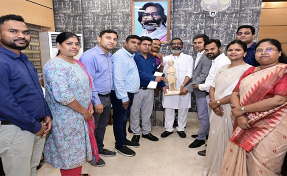 JSS Team Meat with Hon'ble CM